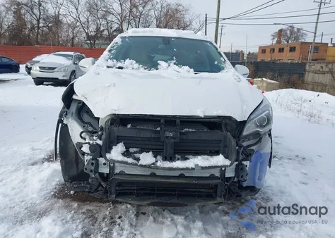 2017 Buick Envision Essence z USA, uszkodzony, nr VIN LRBFXBSA9HD013436